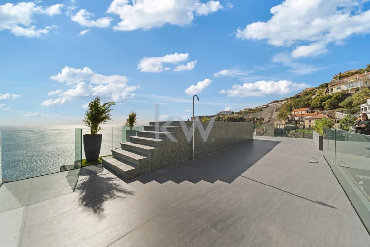 Apartamento T1 para Venda em Arco da Calheta Foto 40