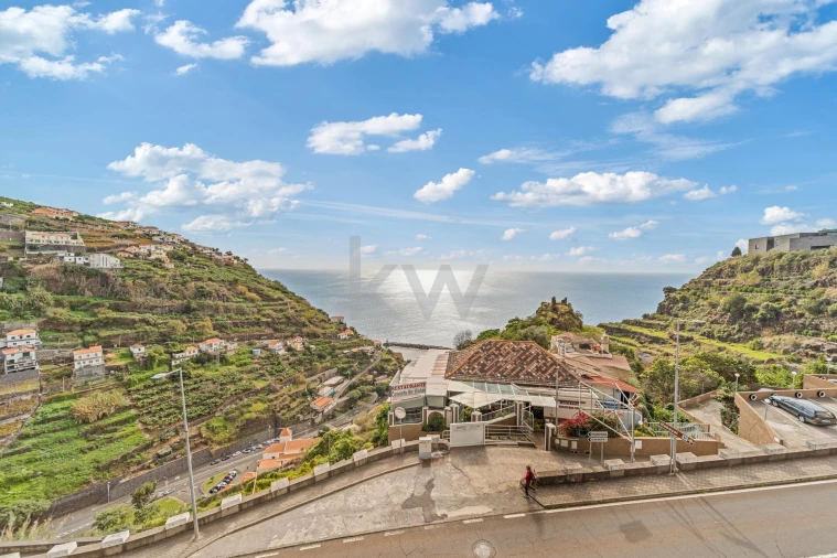 Apartamento T1 para Venda em Arco da Calheta Foto 25