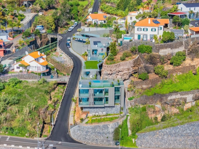 Apartamento T1 para Venda em Arco da Calheta Foto 11