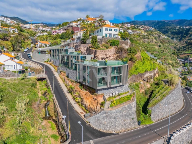 Apartamento T1 para Venda em Arco da Calheta Foto 5