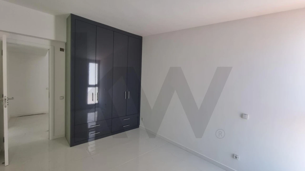 Moradia T4 para Venda em Imaculado Coração de Maria Foto 13