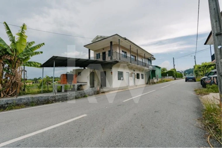 Moradia T3 para Venda em Arões Foto 4