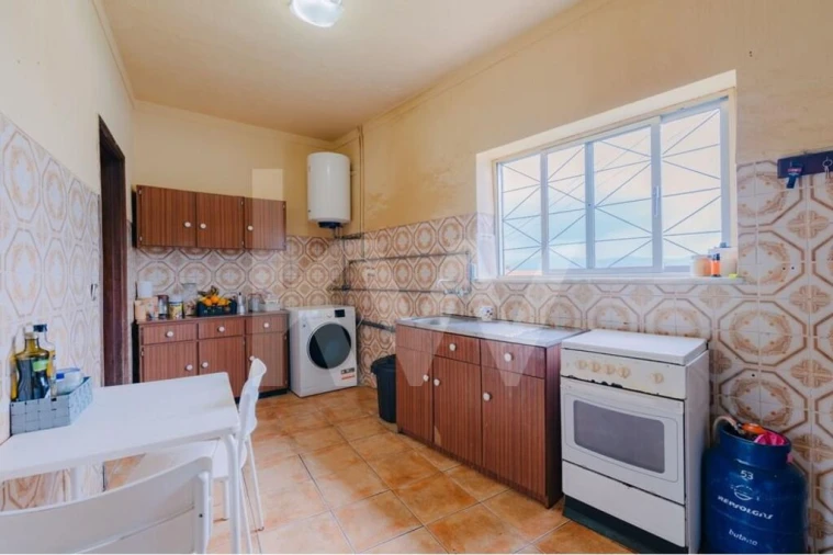 Moradia T3 para Venda em Arões Foto 13