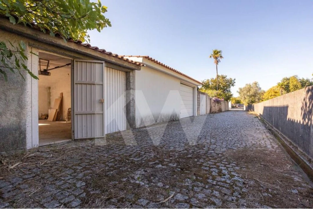 Moradia T4 para Venda em Cernache Foto 38