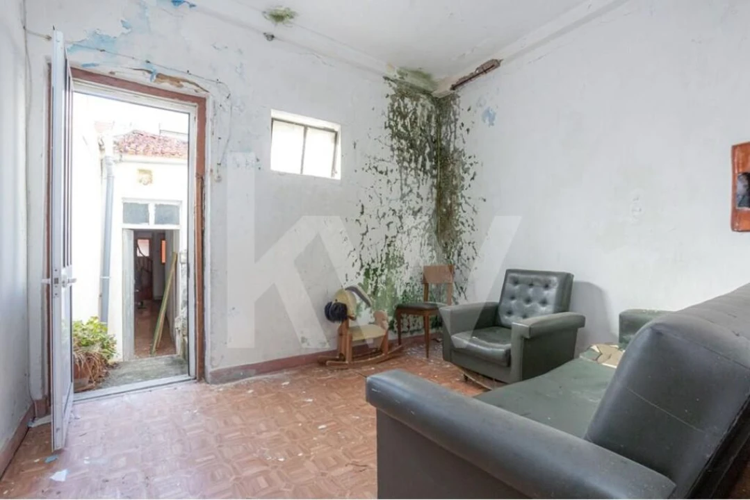 Moradia T4 para Venda em Cernache Foto 29