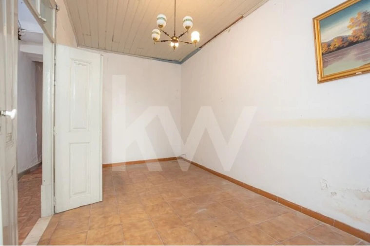 Moradia T4 para Venda em Cernache Foto 2