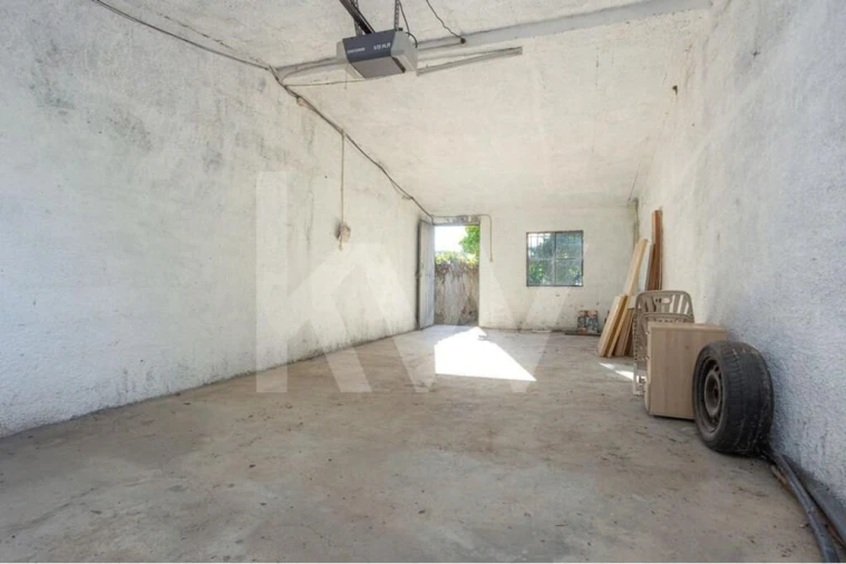 Moradia T4 para Venda em Cernache Foto 37