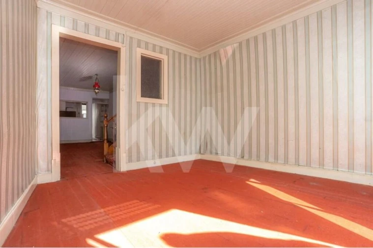 Moradia T4 para Venda em Cernache Foto 10