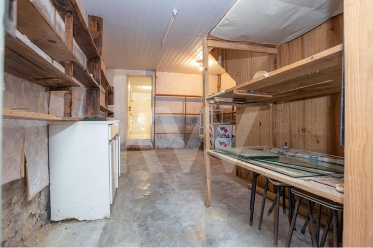 Moradia T4 para Venda em Cernache Foto 4