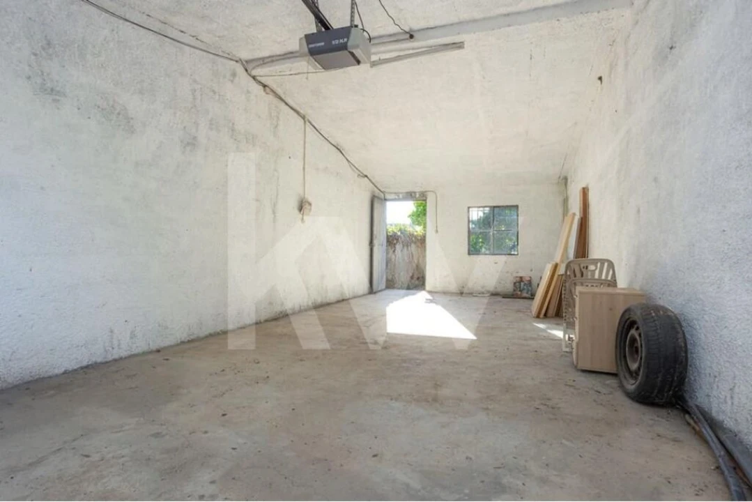 Moradia T4 para Venda em Cernache Foto 37