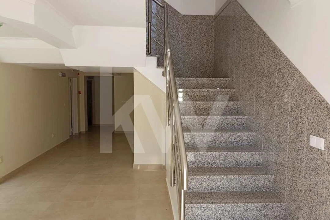 Moradia T11 para Venda em Carcavelos e Parede Foto 15