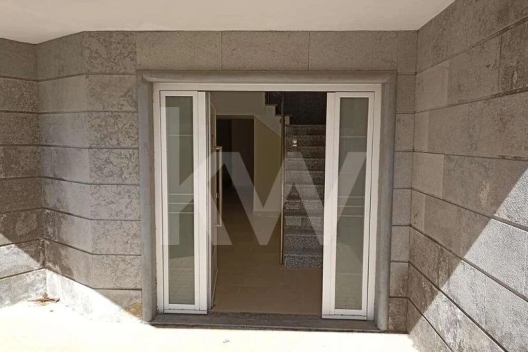 Moradia T11 para Venda em Carcavelos e Parede Foto 16