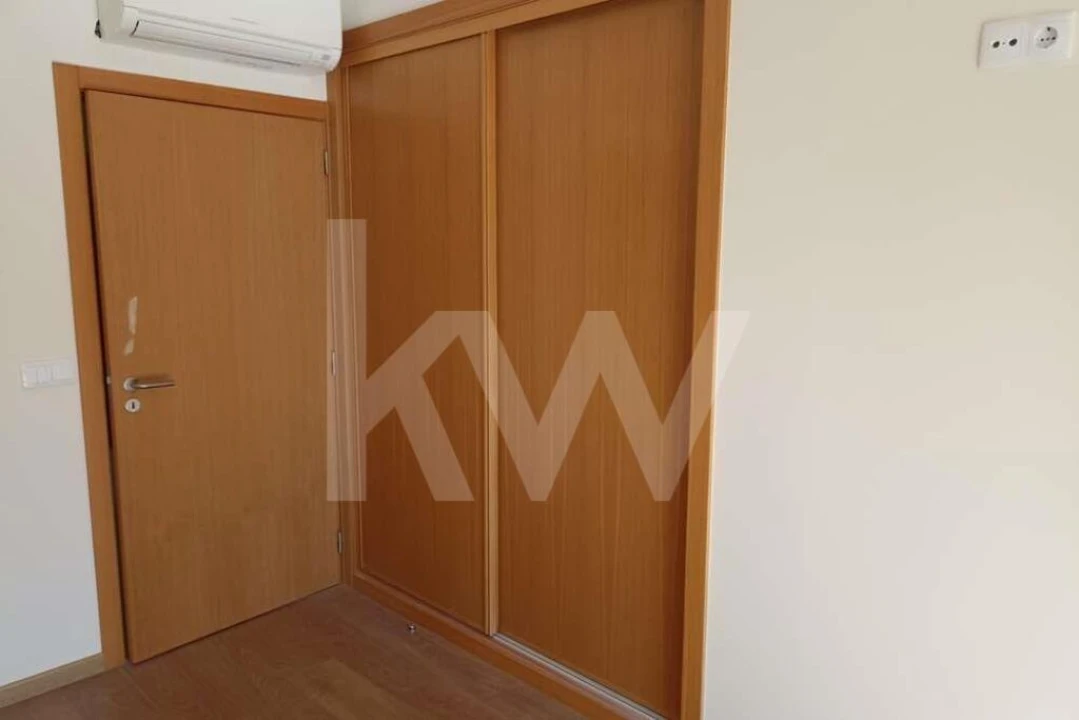 Moradia T11 para Venda em Carcavelos e Parede Foto 12