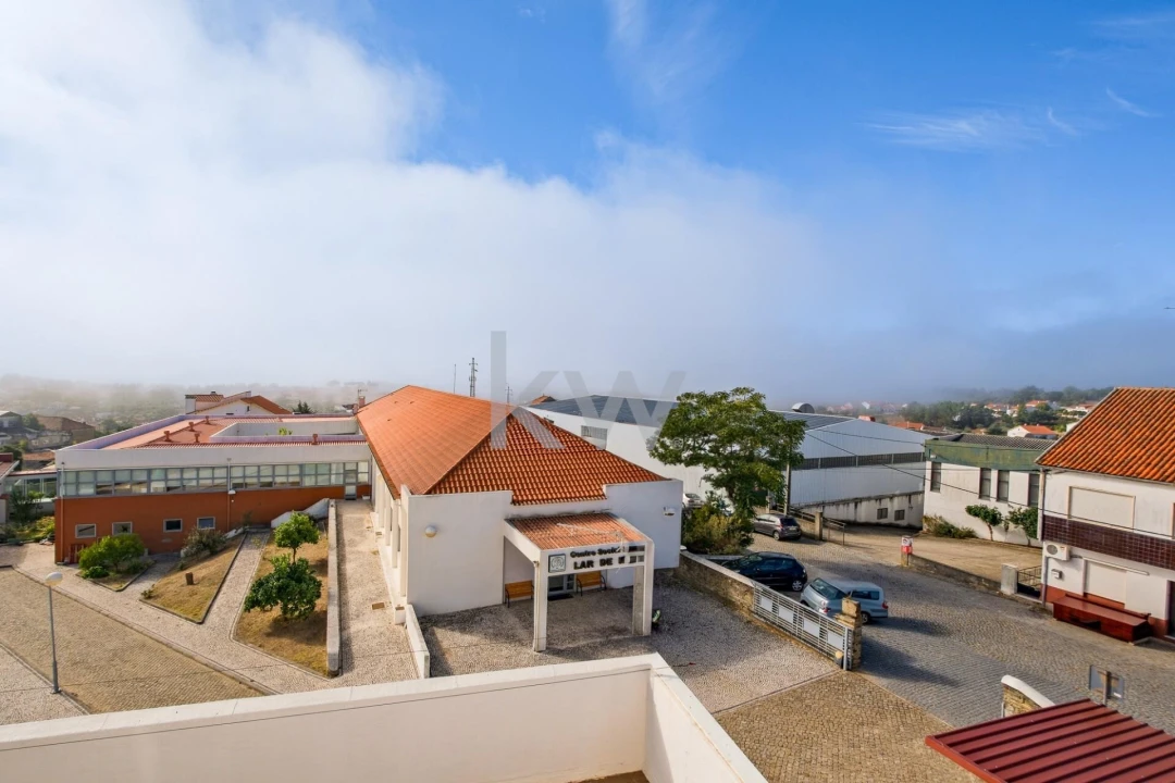 Apartamento T4 para Venda em Cebolais de Cima e Retaxo Foto 25