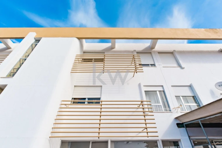 Apartamento T4 para Venda em Cebolais de Cima e Retaxo Foto 30