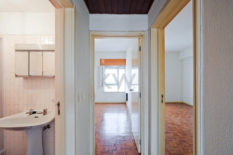 Apartamento T4 para Venda em Cebolais de Cima e Retaxo Foto 19