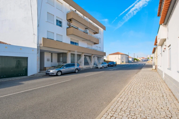 Apartamento T4 para Venda em Cebolais de Cima e Retaxo Foto 31