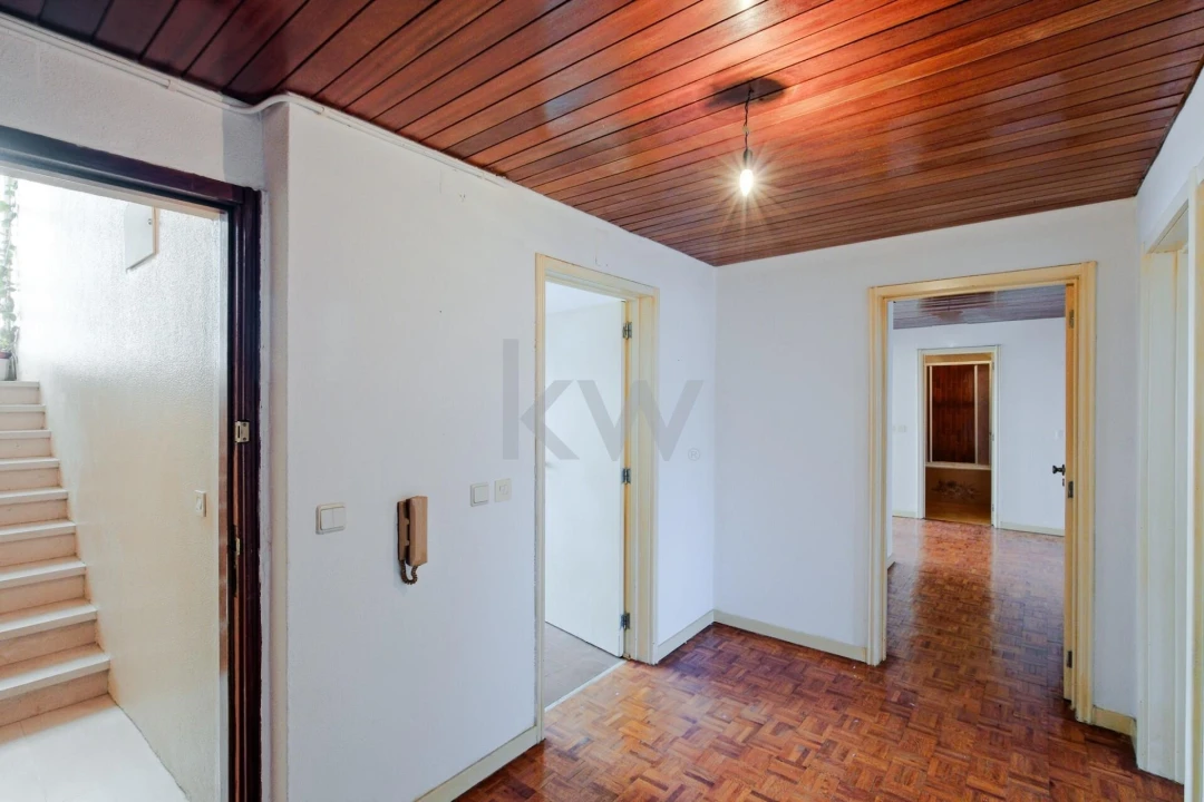 Apartamento T4 para Venda em Cebolais de Cima e Retaxo Foto 8