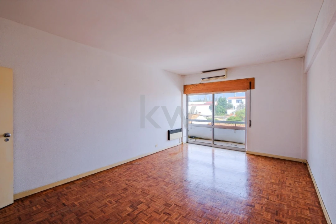 Apartamento T4 para Venda em Cebolais de Cima e Retaxo Foto 6