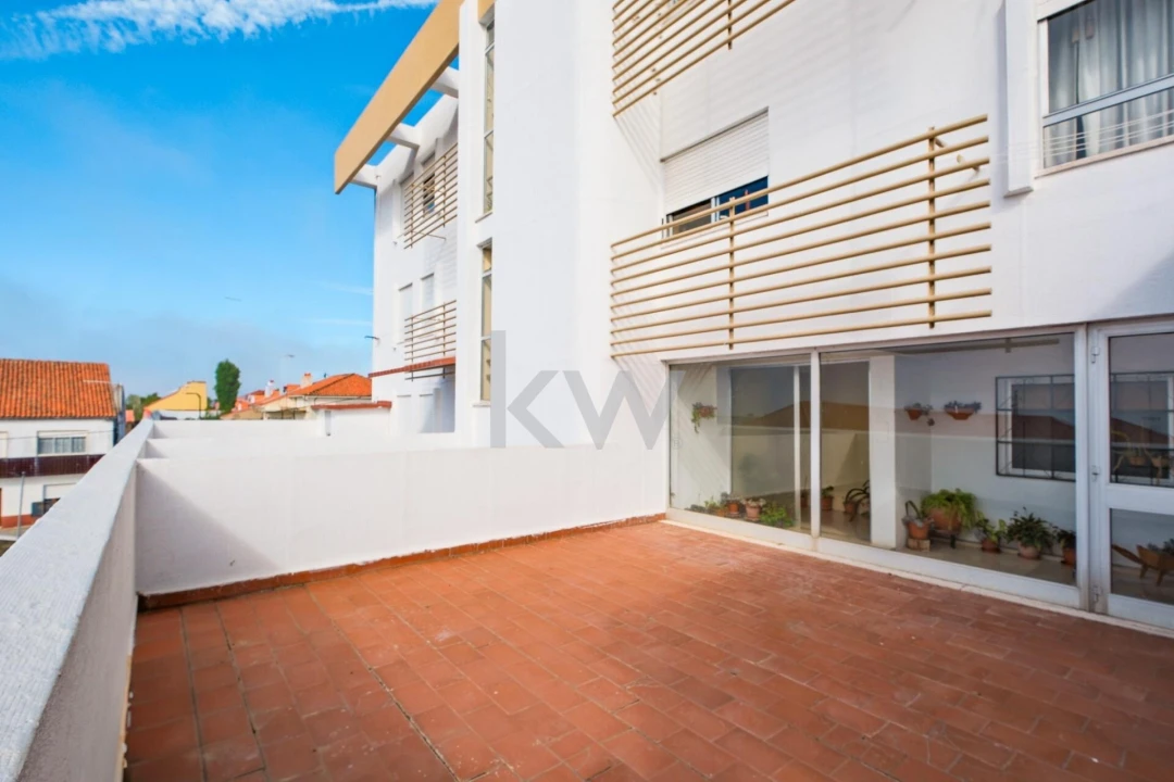 Apartamento T4 para Venda em Cebolais de Cima e Retaxo Foto 29