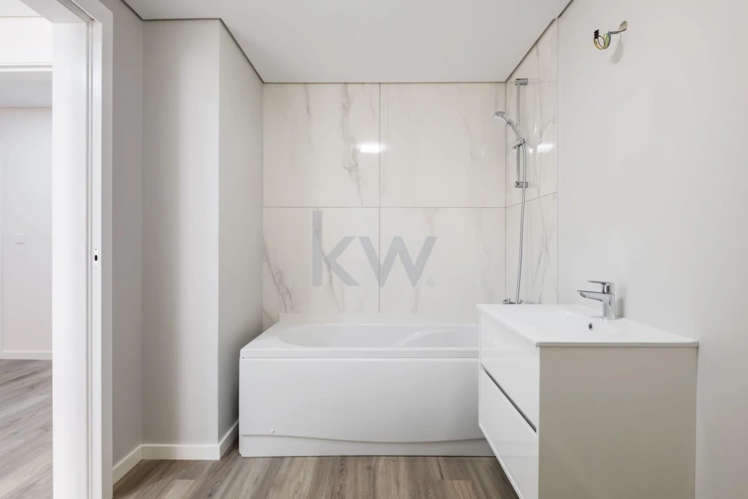 Apartamento T2 para Venda em Funchal (Se) Foto 19