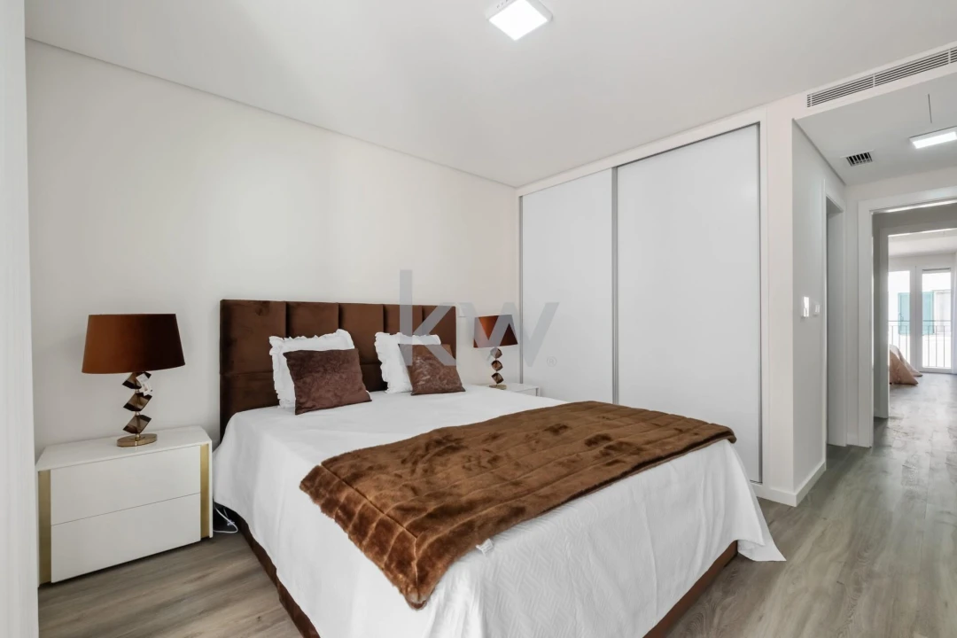 Apartamento T2 para Venda em Funchal (Se) Foto 14