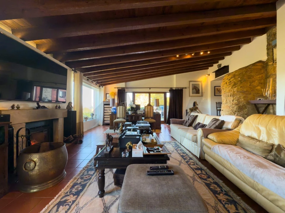 Moradia T3 para Venda em Arranho Foto 6