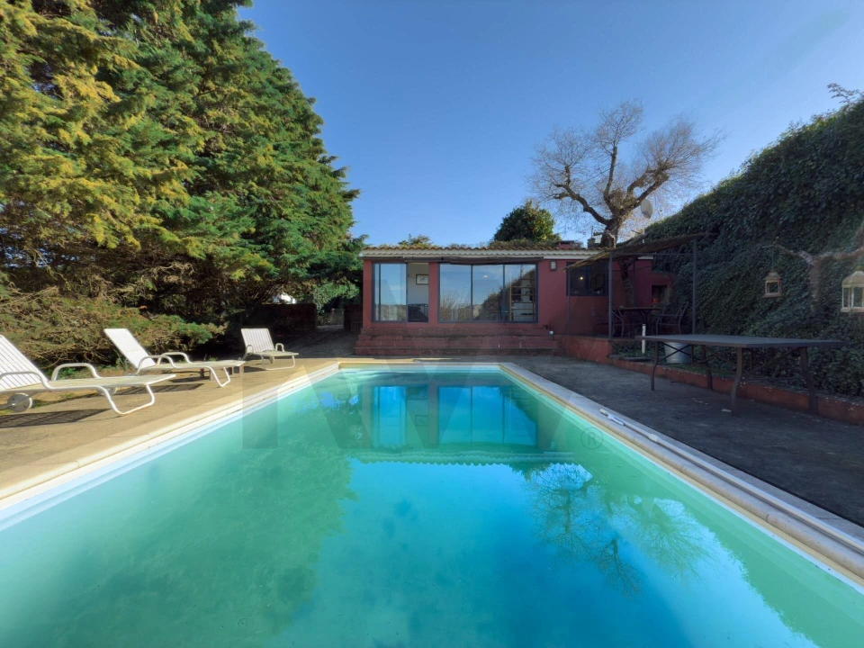 Moradia T3 para Venda em Arranho Foto 39