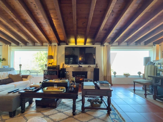 Moradia T3 para Venda em Arranho Foto 8