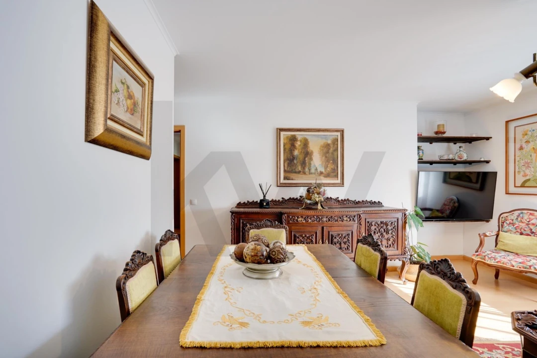 Apartamento T4 para Venda em Santa Clara Foto 6