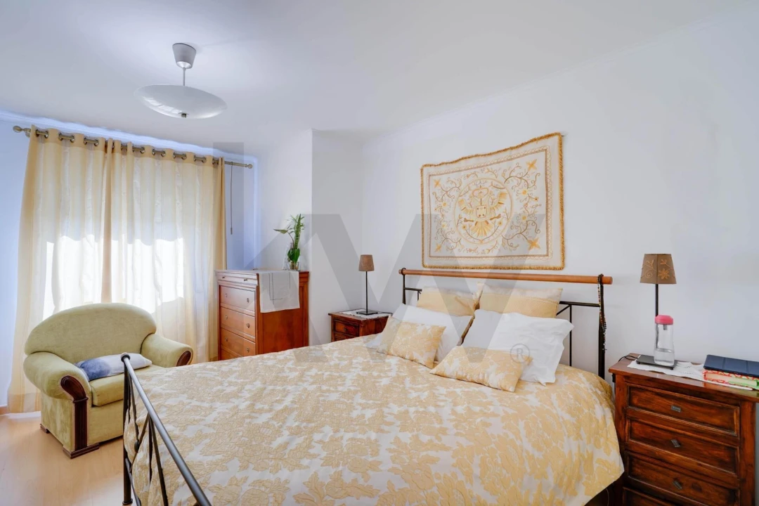 Apartamento T4 para Venda em Santa Clara Foto 19