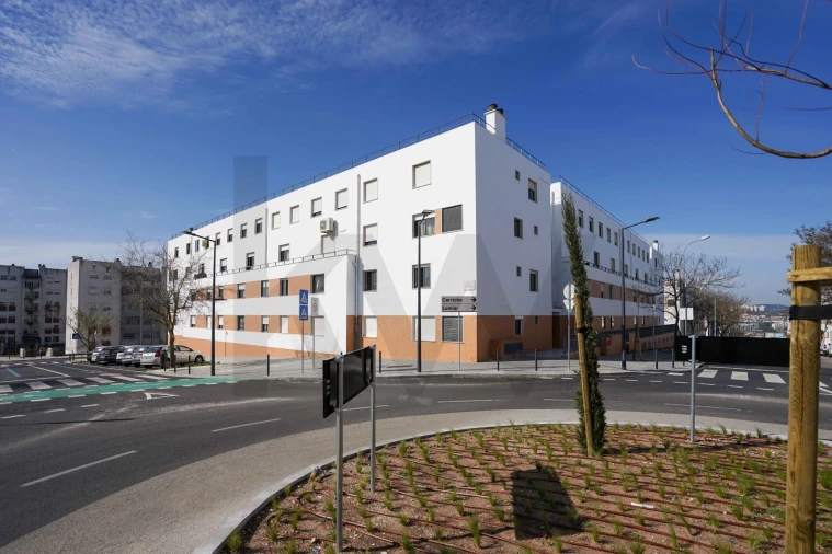 Apartamento T4 para Venda em Santa Clara Foto 35