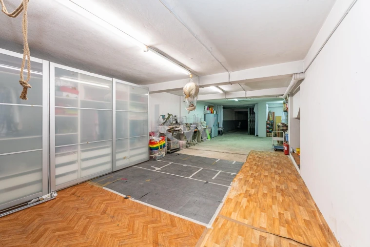 Loja para Venda em São Mamede de Infesta e Senhora da Hora Foto 38