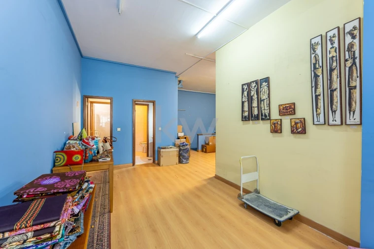 Loja para Venda em São Mamede de Infesta e Senhora da Hora Foto 19