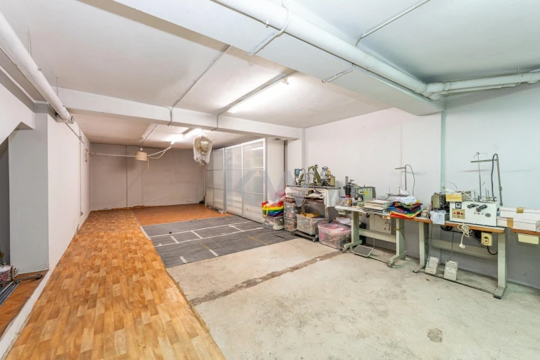 Loja para Venda em São Mamede de Infesta e Senhora da Hora Foto 35