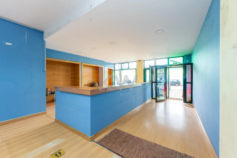 Loja para Venda em São Mamede de Infesta e Senhora da Hora Foto 3