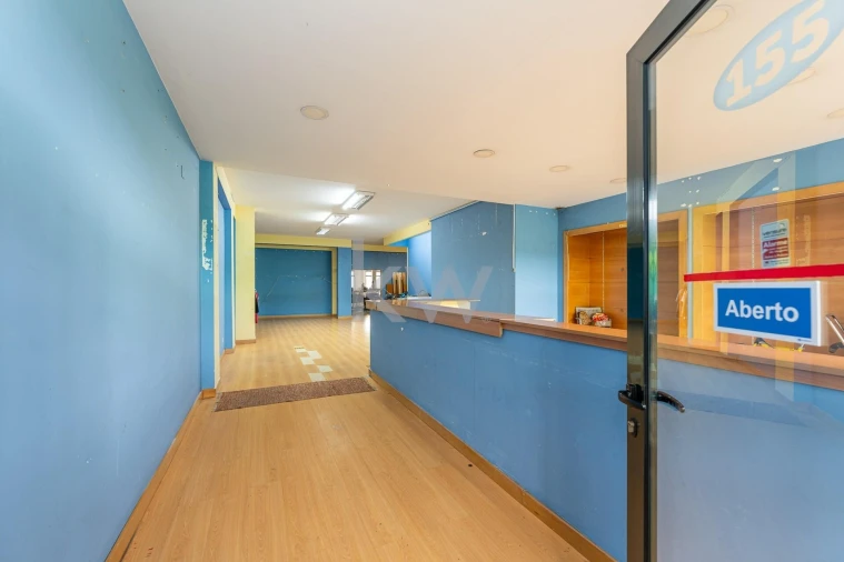 Loja para Venda em São Mamede de Infesta e Senhora da Hora Foto 2