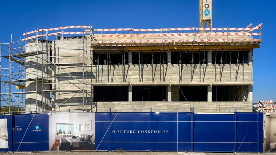 Apartamento T3 para Venda em Aldoar, Foz do Douro e Nevogilde Foto 3