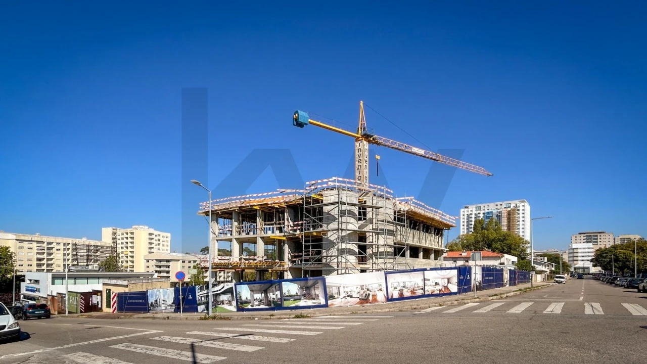 Apartamento T3 para Venda em Aldoar, Foz do Douro e Nevogilde Foto 1