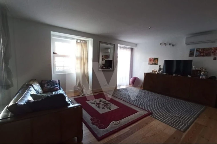 Apartamento T3 para Venda em Santa Maria Maior Foto 2