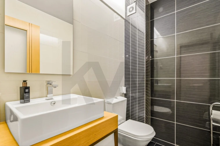 Apartamento T4 para Venda em Santa Maria da Feira, Travanca, Sanfins e Espargo Foto 23