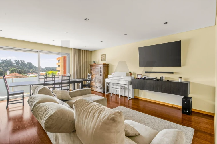 Apartamento T4 para Venda em Santa Maria da Feira, Travanca, Sanfins e Espargo Foto 3