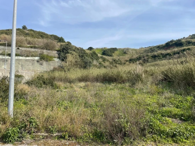 Terreno para Venda em Santo António dos Cavaleiros e Frielas Foto 8