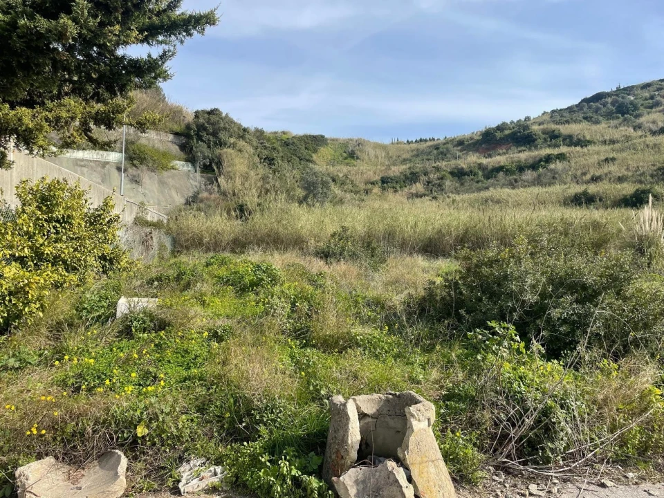 Terreno para Venda em Santo António dos Cavaleiros e Frielas Foto 3