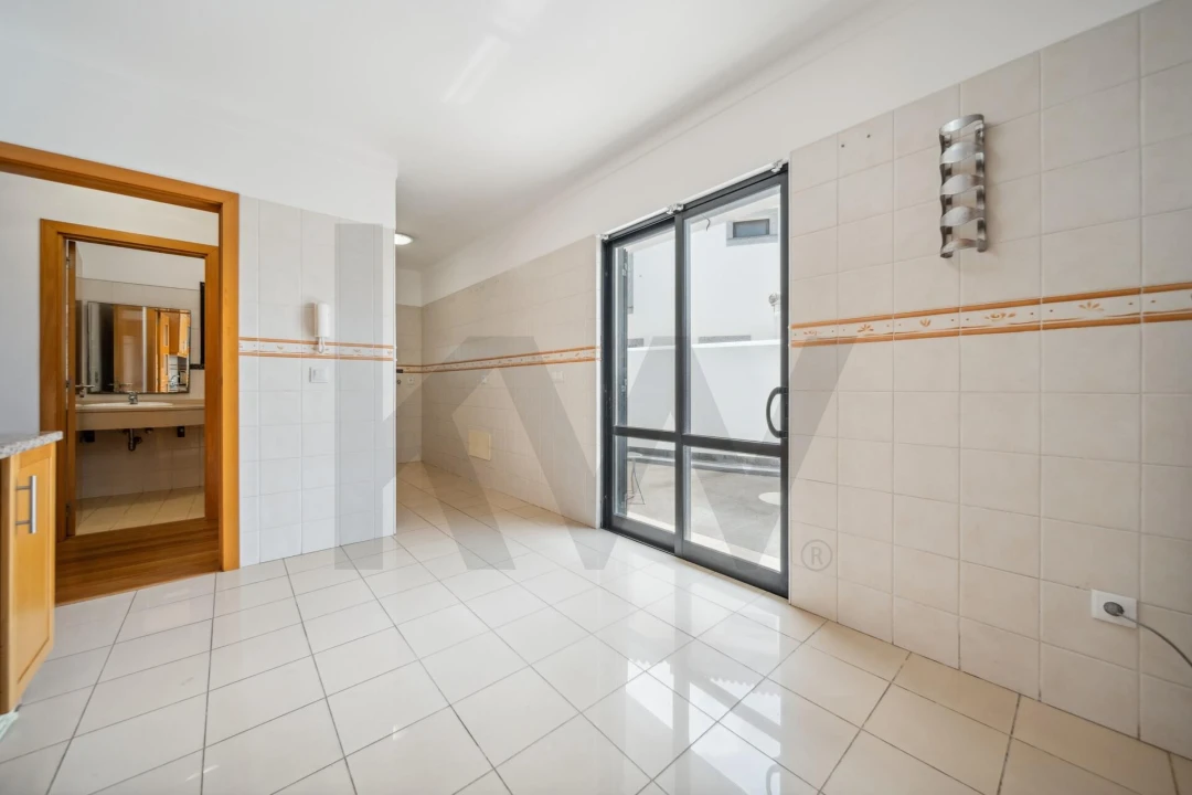 Moradia T3 para Venda em Imaculado Coração de Maria Foto 40