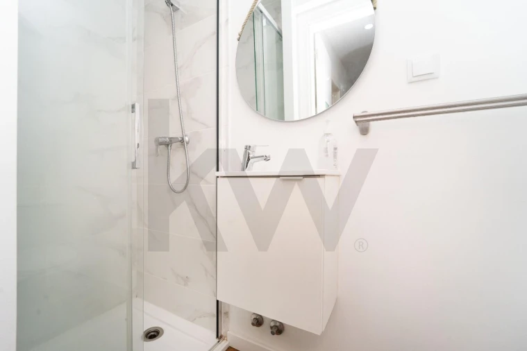 Prédio para Venda em São Martinho do Bispo e Ribeira de Frades Foto 25