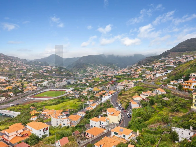 Moradia T5 para Venda em Machico Foto 6