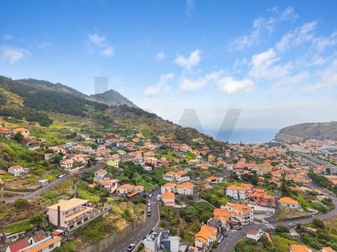 Moradia T5 para Venda em Machico Foto 14