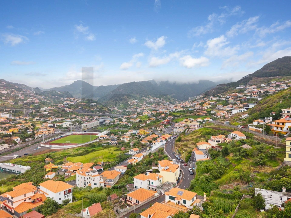 Moradia T5 para Venda em Machico Foto 6