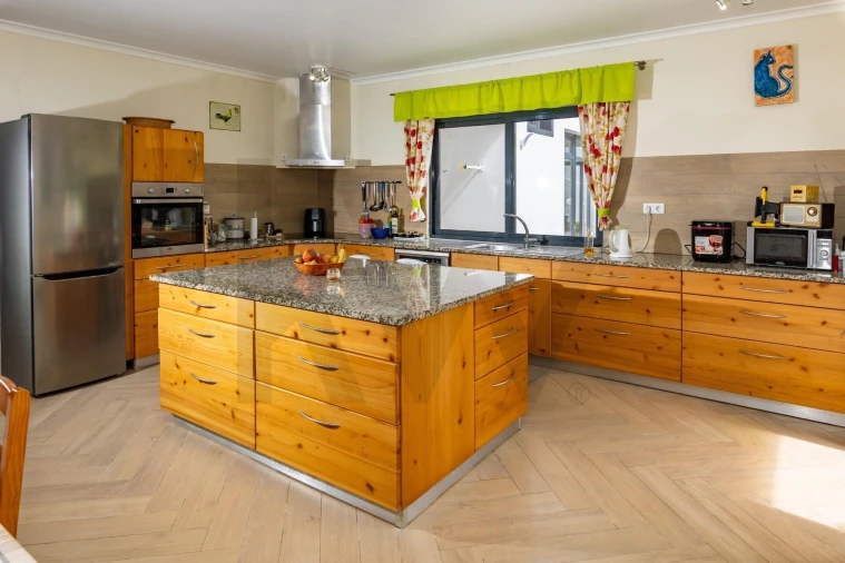 Quinta T9 para Venda em Ribeira Grande (Matriz) Foto 9